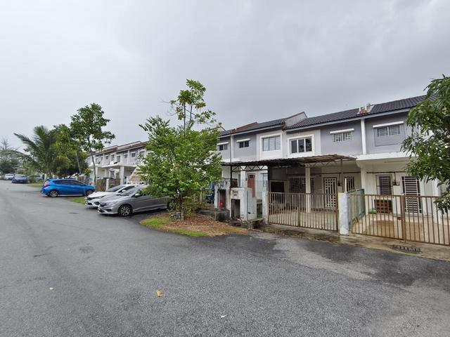 Terraced House for sale in Petaling, Alam Impian