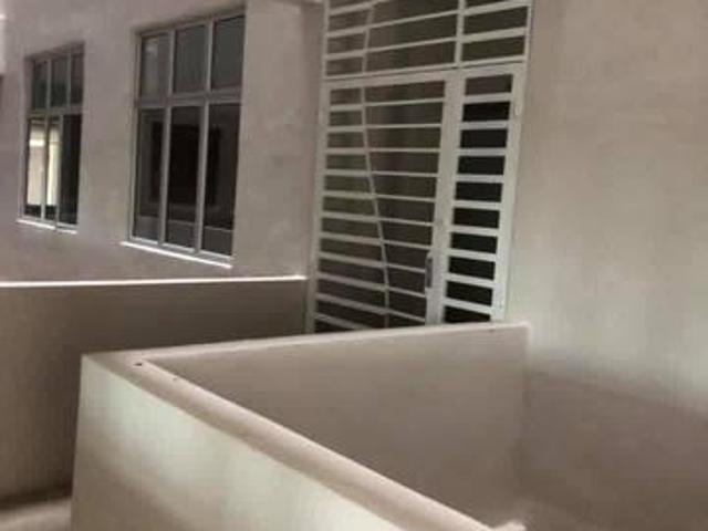 Apartment for sale in Malaka