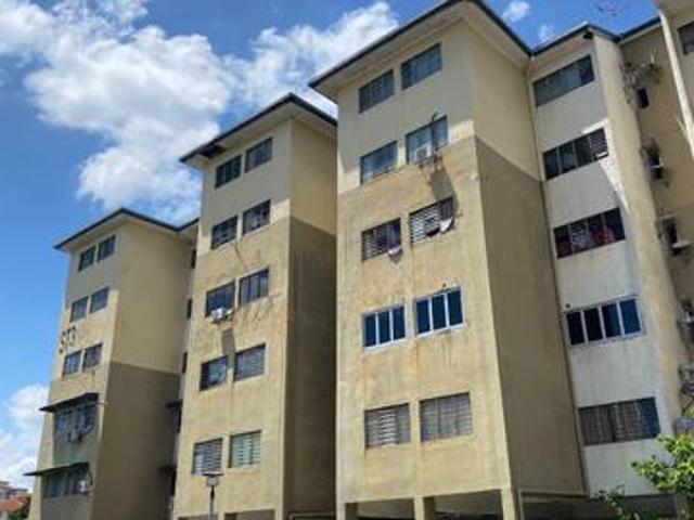 Apartment for sale in Kajang, Langat