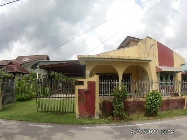 Bungalow for sale in Muar, Johor