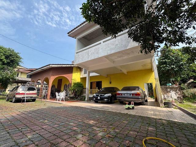 Bungalow for sale in Kuala Terengganu