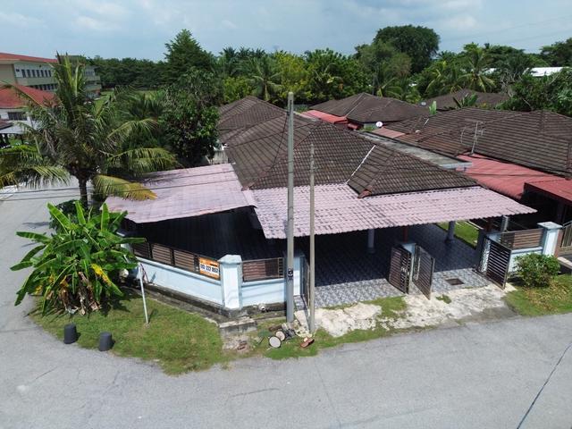 Bungalow for sale in Perak