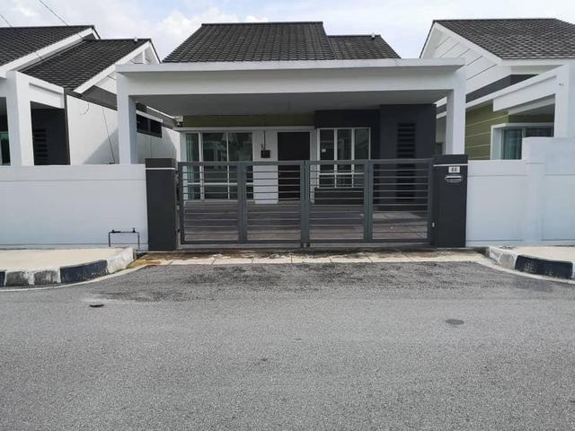 Bungalow for sale in Wellesley, Penang