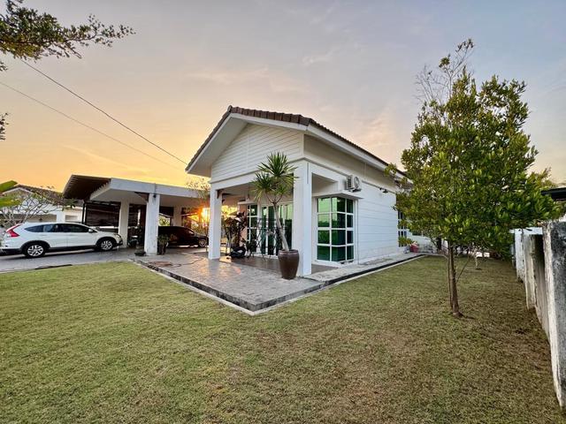 Bungalow for sale in Perak
