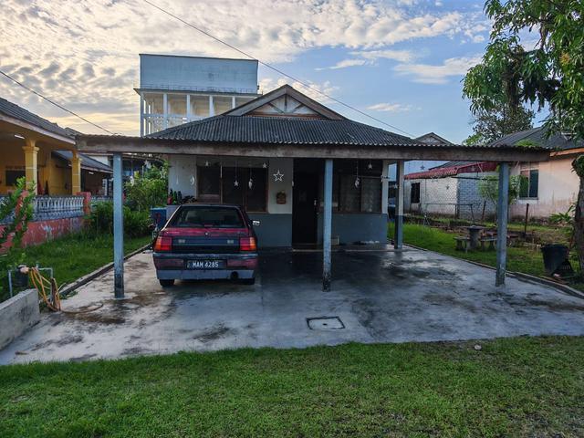 Bungalow for sale in Rengam, Johor