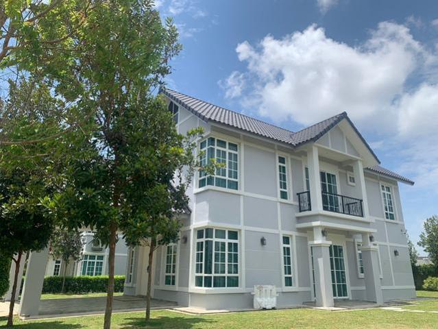 Bungalow for sale in Malaka