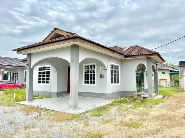 Bungalow for sale in Tanah Merah, Kelantan