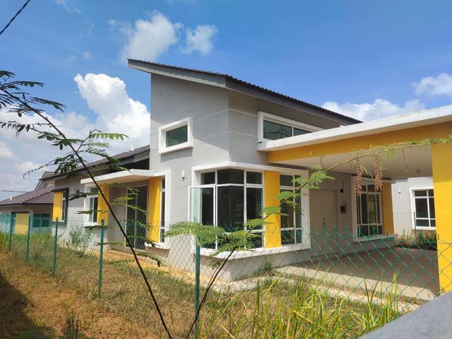 Bungalow for sale in Pilah, Negeri Sembilan