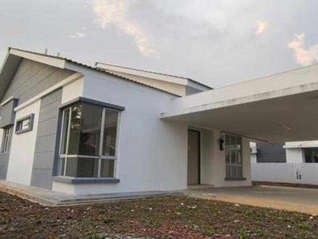 Bungalow for rent in Wellesley, Penang
