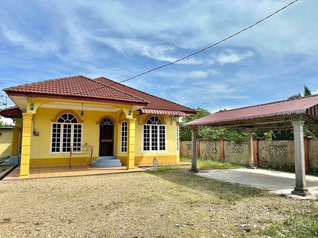 Bungalow for sale in Tanah Merah, Kelantan