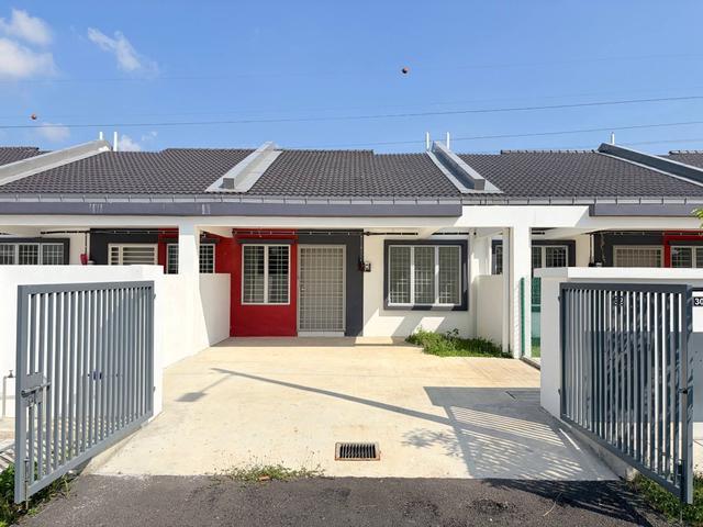 Terraced House for sale in Tanjong Sepat, Selangor