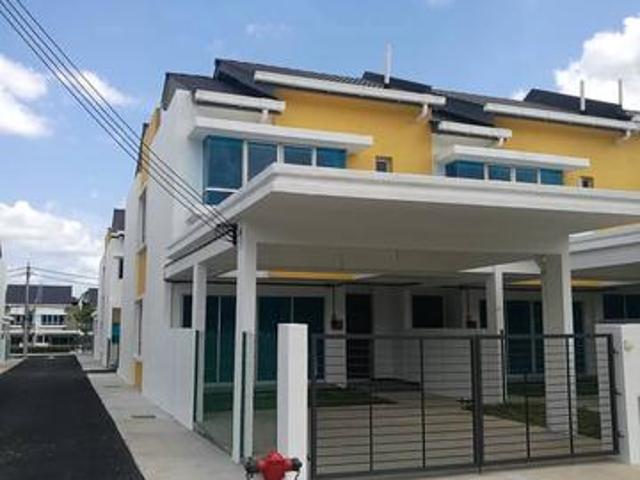 Terraced House for sale in Sendayan Village, Negeri Sembilan