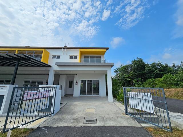 Terraced House for sale in Tanjong Sepat, Selangor