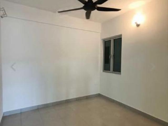 Apartment for sale in Tanjong Sepat, Selangor