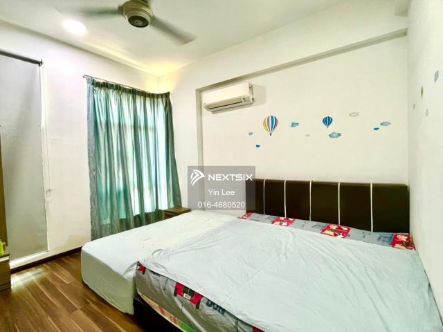 Residential House for sale in Malaka