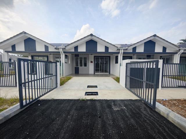 Terraced House for sale in Tanjong Sepat, Selangor