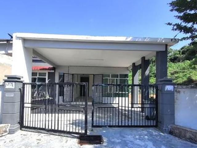 Residential House for sale in Malaka