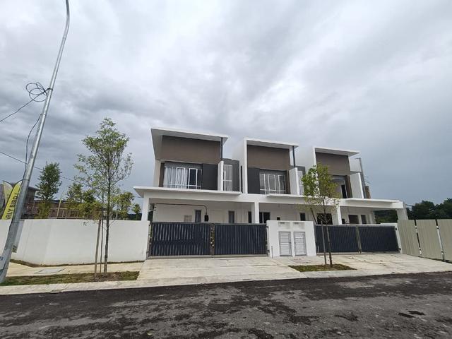Residential House for sale in Kluang, Johor