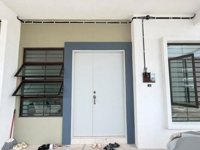Terraced House for rent in Malaka