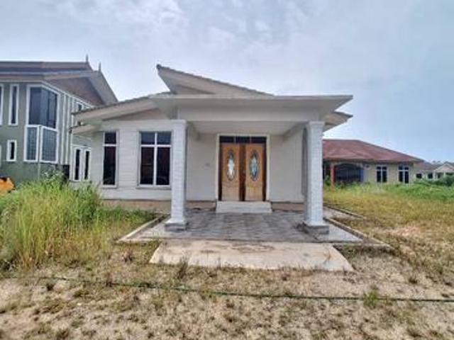 Bungalow for sale in Tringganu