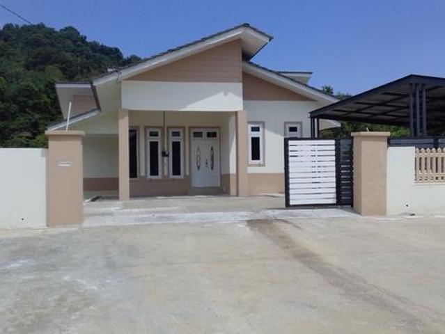 Bungalow for sale in Pasir Puteh
