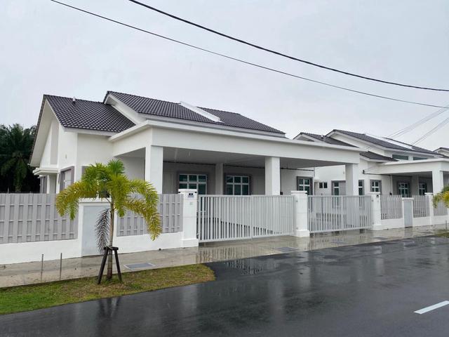 Residential House for sale in Malaka