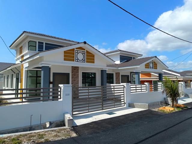 Residential House for sale in Malaka