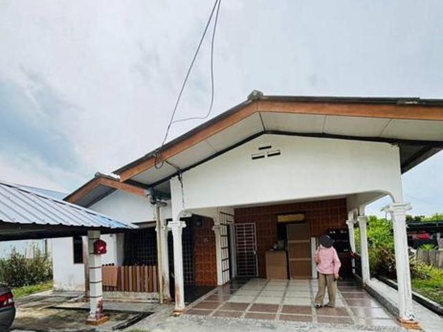Bungalow for sale in Pengerang, Johor
