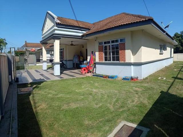 Bungalow for sale in Tanjong Sepat, Selangor