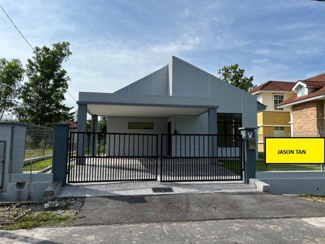 Bungalow for sale in Kajang, Langat