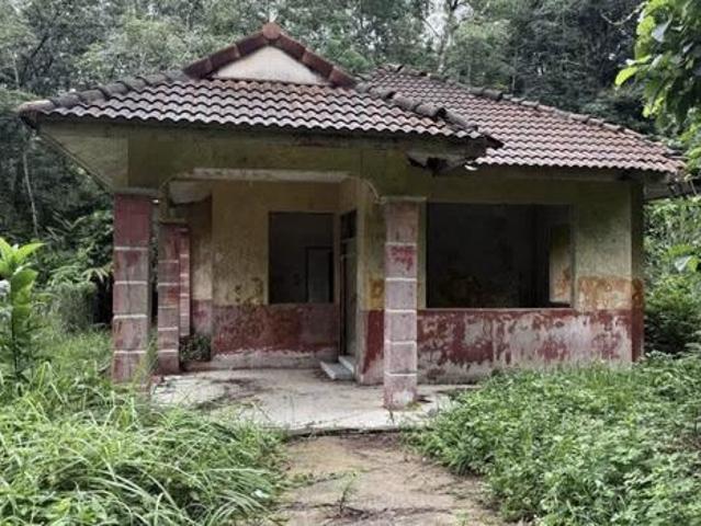 Bungalow for sale in Tanah Merah, Kelantan