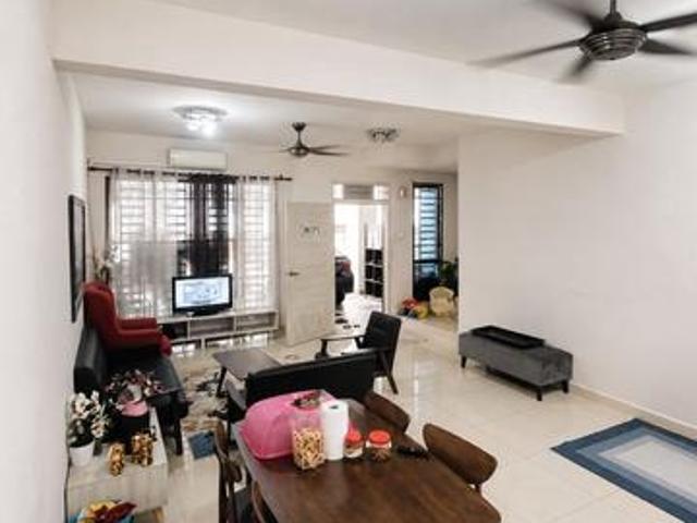 Terraced House for sale in Ulu Tiram, Johor
