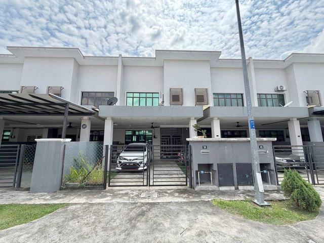 Terraced House for sale in Shah Alam, Petaling