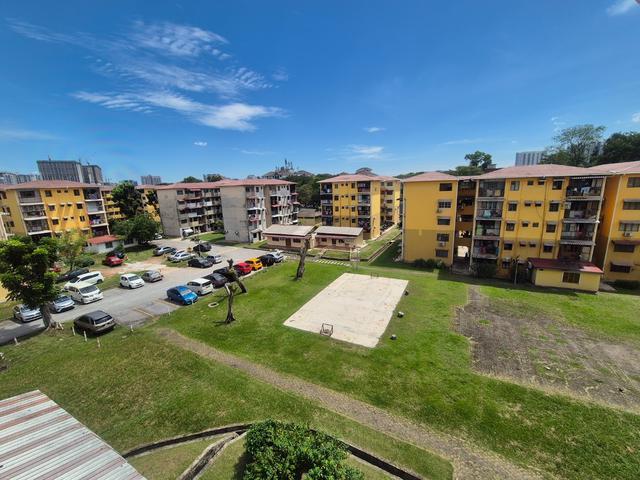 Flat for sale in Country Heights Damansara, Kuala Lumpur
