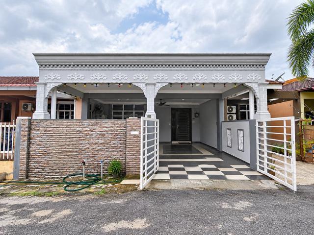 Terraced House for sale in Gedong, Bahagian Samarahan