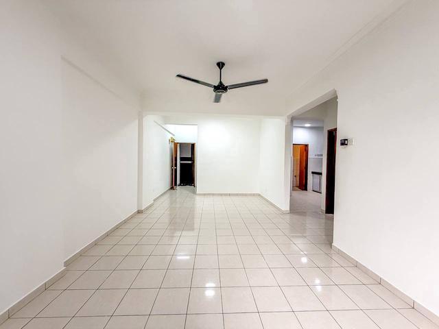 Apartment for sale in Kajang, Langat