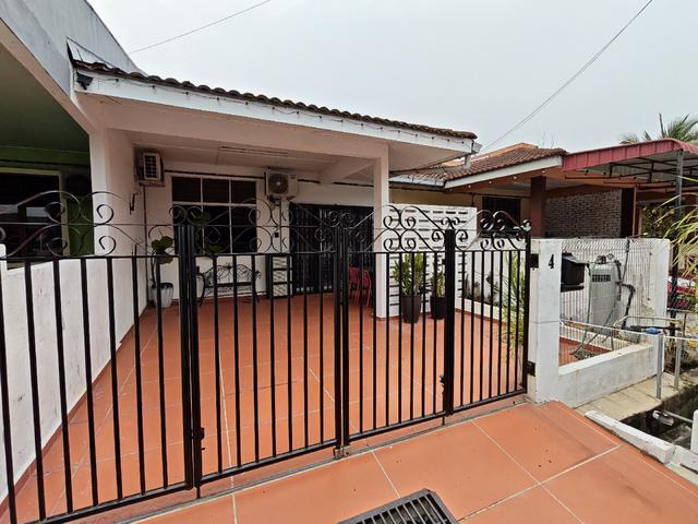 Terraced House for sale in Kuantan