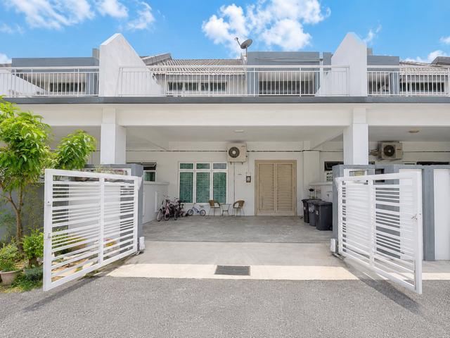 Terraced House for sale in Wellesley, Penang