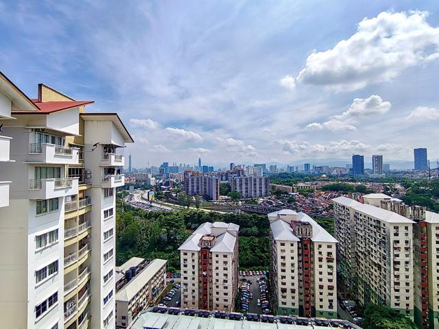 Condominium for sale in Desa Petaling, Kuala Lumpur