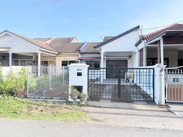 Terraced House for sale in Tringganu