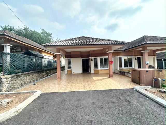 Residential House for sale in Bandar Baru Salak Tinggi, Sepang