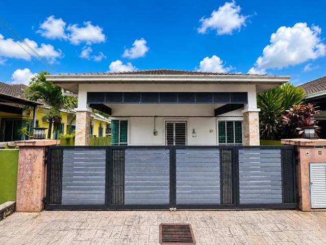 Residential House for sale in Kajang, Langat