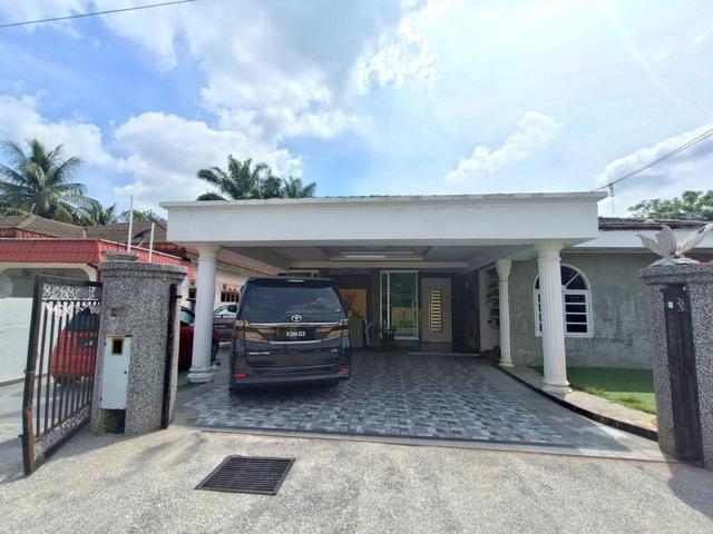 Bungalow for sale in Selayang, Selangor