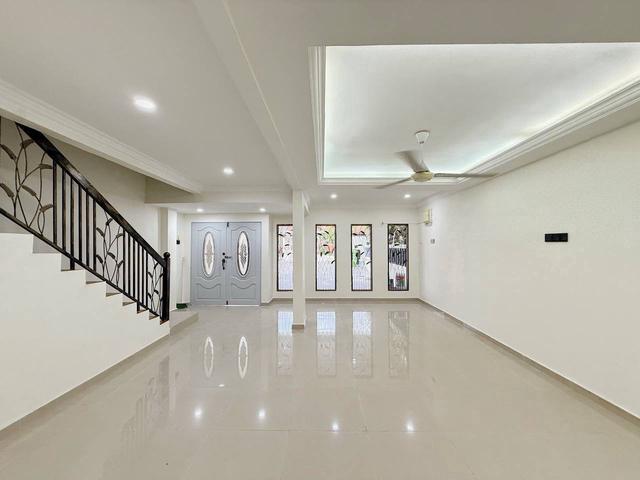 Terraced House for sale in Country Heights Damansara, Kuala Lumpur