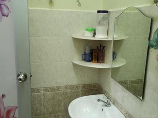Terraced House for sale in Rembia, Malaka