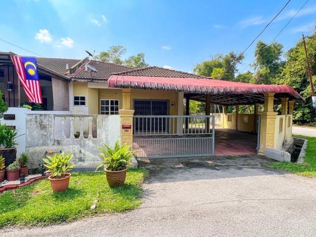 Terraced House for sale in Kampar