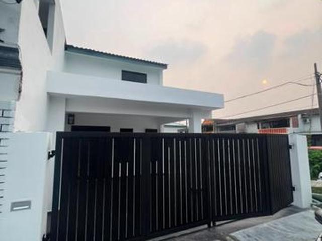 Terraced House for sale in Bandar Baru Permas Jaya, Kampung Senibong