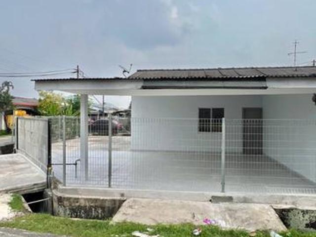 Terraced House for sale in Kluang
