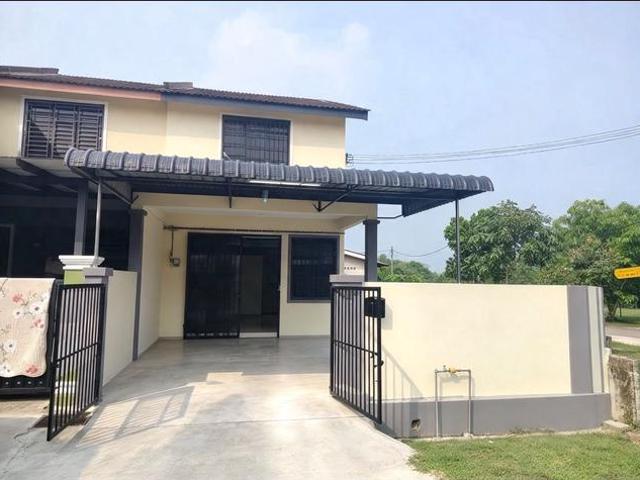 Terraced House for sale in Kluang