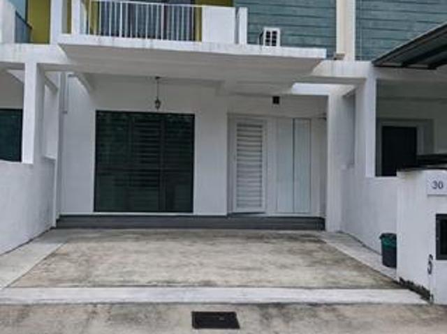 Terraced House for rent in Malaka